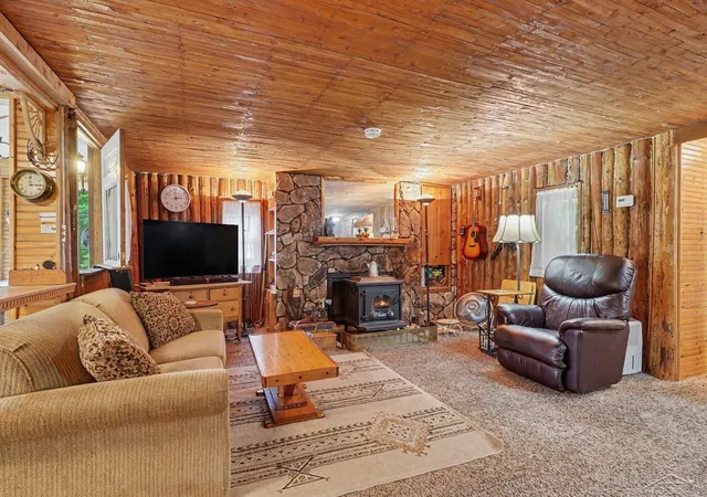 Homes for sale in Alger, MI | 2322 Tittabawasee Ave, Alger, MI 48610 | MLS# 50212807