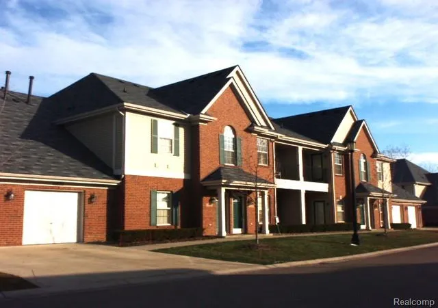 Photo 3 of Condo for sale at 11840 Farmington Rd #59, Livonia, MI 48150 1734 | MLS# 61023706 | Listing updated on 2026-09-13
