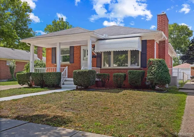 24th image of 4500 Roosevelt Blvd, Dearborn Heights, MI 48125 2549 | MLS# 61023601