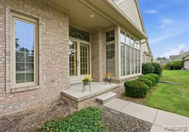 Homes for sale in Sterling Heights, MI | 42675 Christina Dr, Sterling Heights, MI 48313 | MLS# 61009126