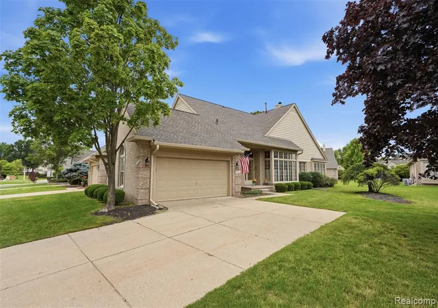 52nd image of 42675 Christina Dr, Sterling Heights, MI 48313 2619 | MLS# 61009126