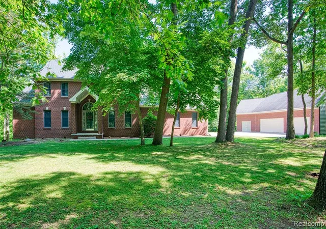 2nd image of 2280 Bullard Rd, Hartland, MI 48353 | MLS# 61018756