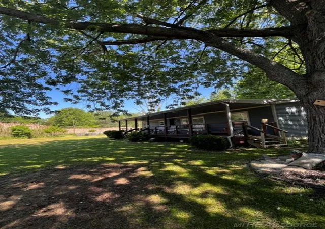 5th image of 351 Center St, Algonac, MI 48001 | MLS# 50209311