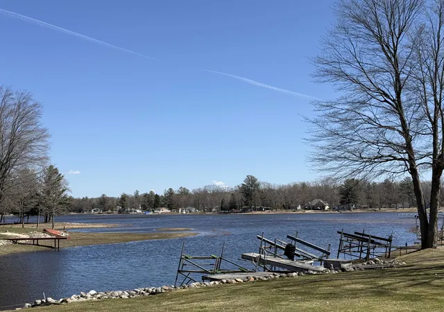 2nd image of 2926 West River Dr, Gladwin, MI 48624 | MLS# 50205009