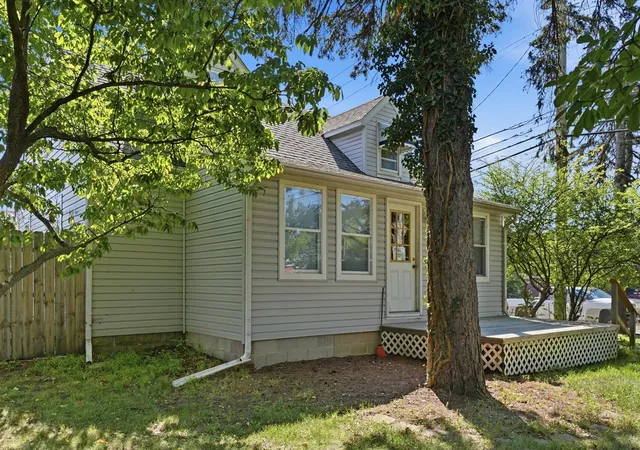 Photo 3 of Sale Pending at 11965 Beech Daly Rd, Taylor, MI 48180 | MLS# 70553449 | Listing updated on 2026-08-26