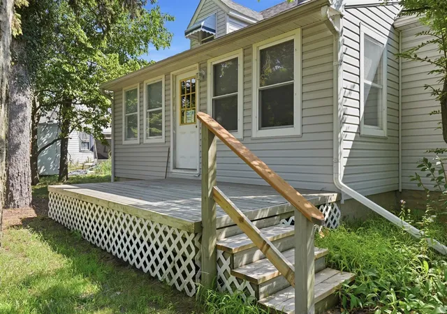 Photo 3 of Sale Pending at 11965 Beech Daly Rd, Taylor, MI 48180 | MLS# 70553449 | Listing updated on 2026-08-26