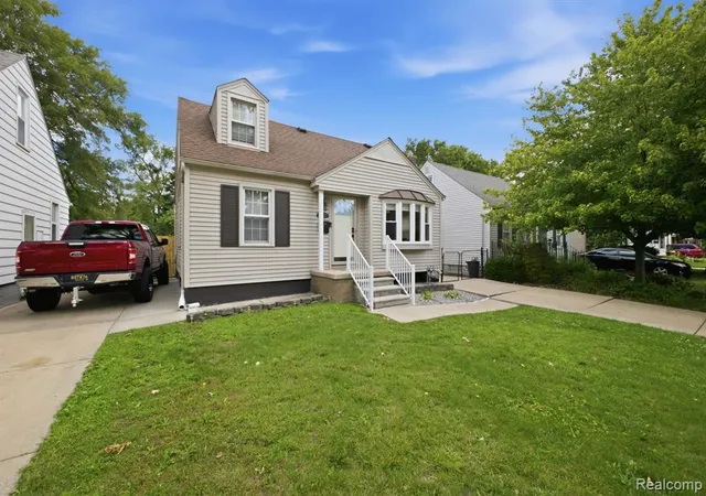 2nd image of 24824 Princeton St, Dearborn, MI 48124 | MLS# 61004353