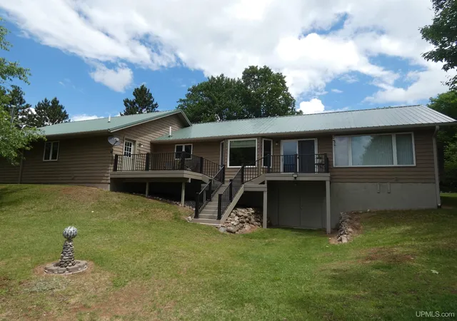 Homes for sale in Bruce Crossing, MI | 15659 Shively Rd, Bruce Crossing, MI 49912 | MLS# 50206024