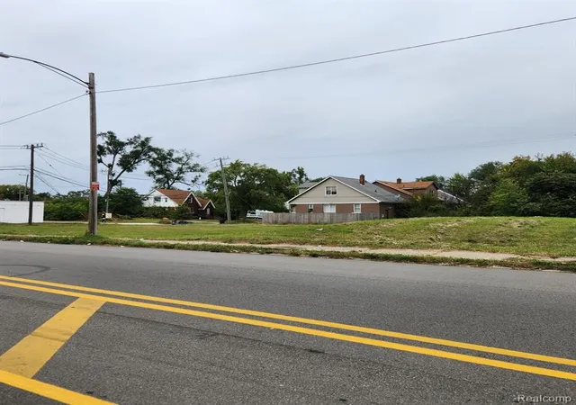 Photo 3 of Land for sale at 13430 Fenkell St, Detroit, MI 48227 | MLS# 60349367 | Listing updated on 2025-10-16