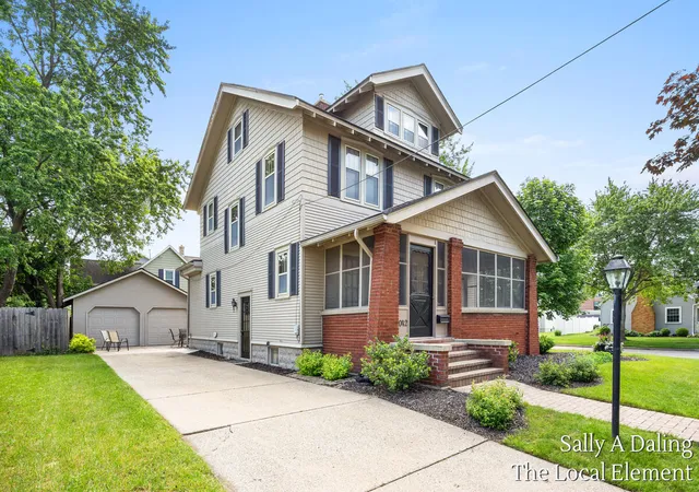 Homes for sale in Grandville, MI | 3042 Ottawa Ave, Grandville, MI 49418 | MLS# 70534920