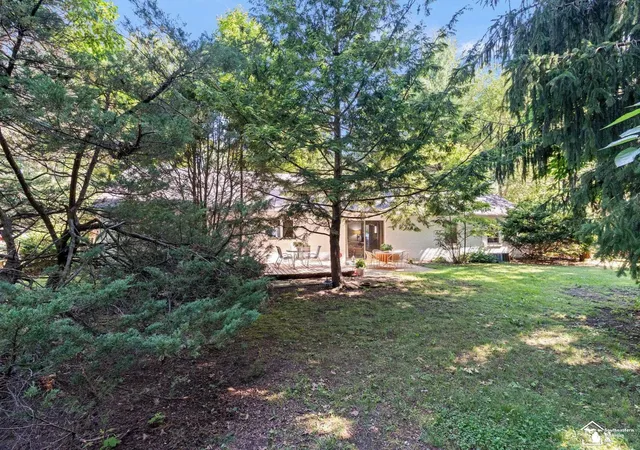 Homes for sale in Temperance, MI | 1417 Longfellow Dr, Temperance, MI 48182 | MLS# 50213118