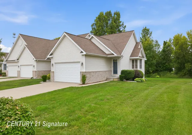 Homes for sale in Clio, MI | 1324 Carpathian Wy, Clio, MI 48420 | MLS# 50213183