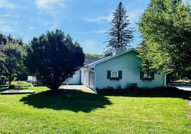 Homes for sale in Central Lake, MI | 2528 Muckle Rd, Central Lake, MI 49622 | MLS# 80066828