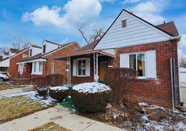 5th image of 12674 Mettetal St, Detroit, MI 48227 | MLS# 60972953