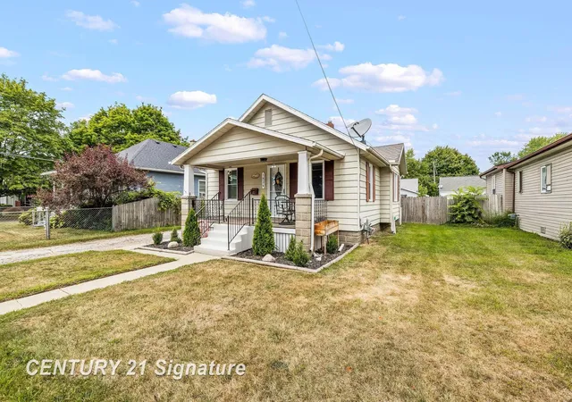 Photo 2 of Sale Pending at 1834 Allegan St, Saginaw, MI 48602 | MLS# 50219896 | Listing updated on 2026-09-08