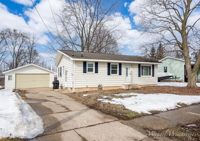 Photo 1 of Sale Pending at 3109 Nursery Ave, Wyoming, MI 49519 | MLS# 70516478 | Listing updated on 2026-03-01