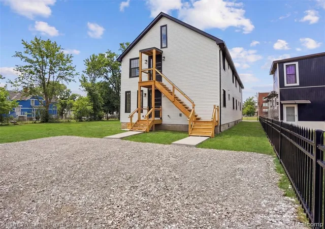 26th image of 1541 Elm St, Detroit, MI 48216 1203 | MLS# 60979405