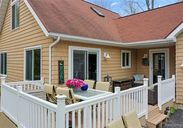Homes for sale in Roscommon, MI | 302 Robin Hood St, Roscommon, MI 48653 | MLS# 60992854