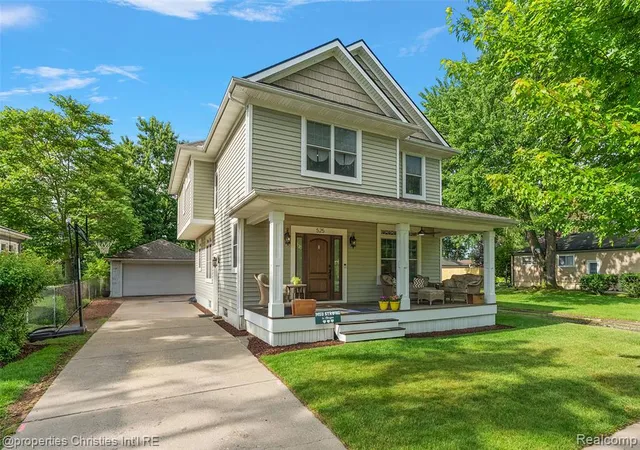 Homes for sale in Clawson, MI | 525 Broadacre Ave, Clawson, MI 48017 | MLS# 61002804