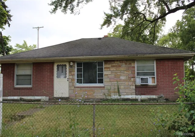 Photo 2 of Sale Pending at 2126 Nebraska Ave, Flint, MI 48506 3750 | MLS# 61012669 | Listing updated on 2026-09-10