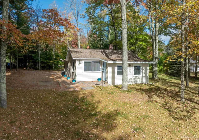 Homes for sale in Wetmore, MI | 11573 County Road 440 Road, Wetmore, MI 49895 | MLS# 50191151