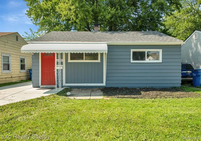 Photo 1 of Sale Pending at 21315 S La Salle Blvd, Warren, MI 48089 | MLS# 60338881 | Listing updated on 2025-06-17