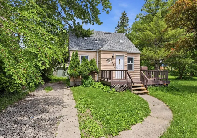 2nd image of 18545 Huntington Ave, Harper Woods, MI 48225 | MLS# 50213246