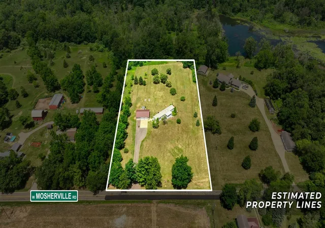 Homes for sale in Jonesville, MI | 2752 W Mosherville Rd, Jonesville, MI 49250 | MLS# 70543288