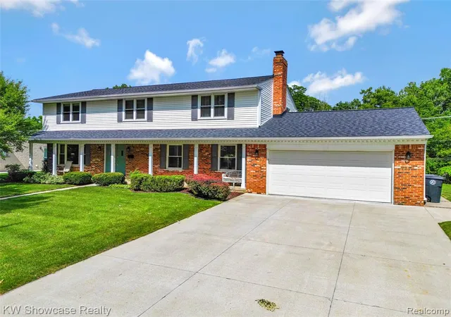 2nd image of 16720 Wayne Rd, Livonia, MI 48154 | MLS# 61007492