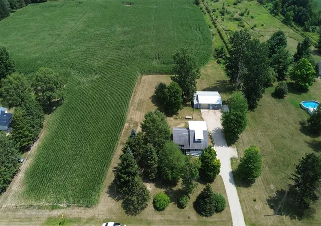 4th image of 9171 S Crawford Rd, Shepherd, MI 48883 | MLS# 70487003