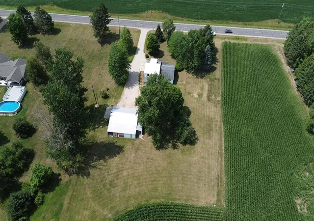 5th image of 9171 S Crawford Rd, Shepherd, MI 48883 | MLS# 70487003