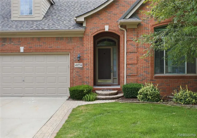 2nd image of 49554 Iron River Dr, Macomb, MI 48042 | MLS# 61016792