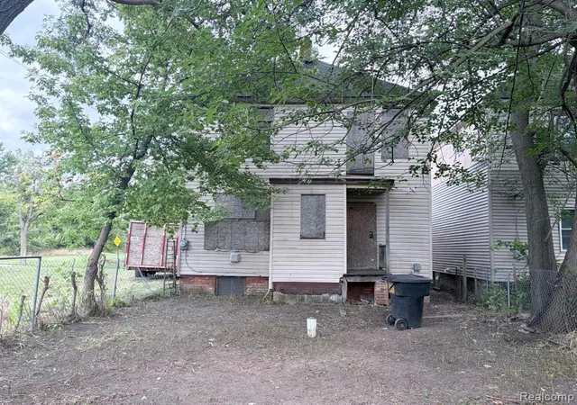 Photo 3 of Single family home for sale at 3757 Saint Clair St, Detroit, MI 48214 1538 | MLS# 61024617 | Listing updated on 2026-08-27