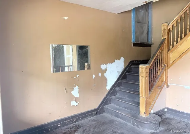 Photo 3 of Single family home for sale at 3757 Saint Clair St, Detroit, MI 48214 1538 | MLS# 61024617 | Listing updated on 2026-08-27
