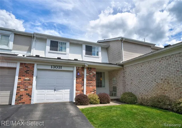 Homes for sale in Grand Blanc, MI | 13031 Lockmoor Dr, Grand Blanc, MI 48439 | MLS# 61005322