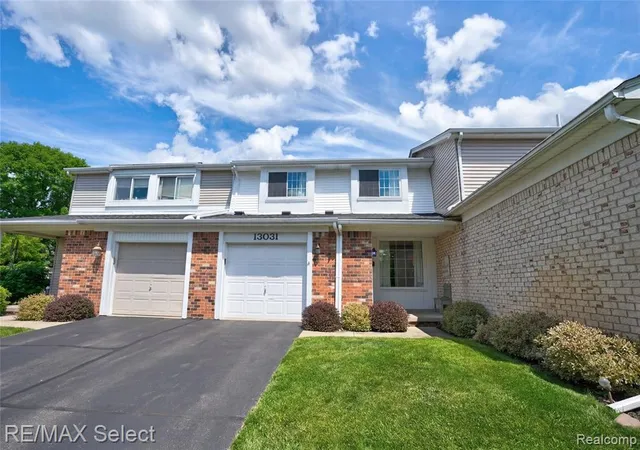 Homes for sale in Grand Blanc, MI | 13031 Lockmoor Dr, Grand Blanc, MI 48439 | MLS# 61005322