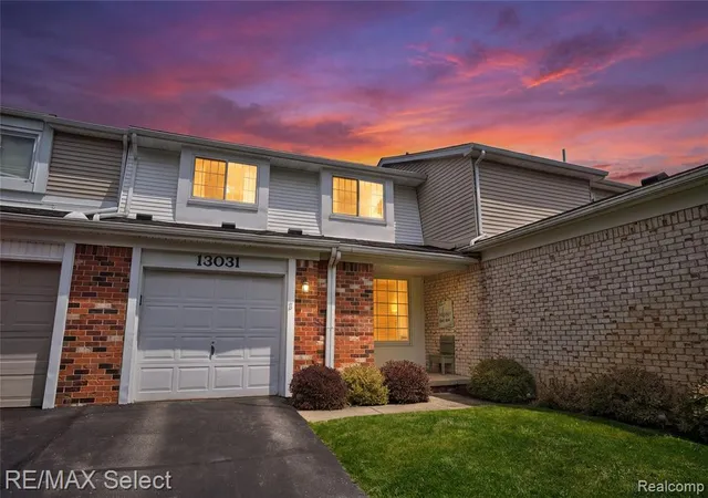 Homes for sale in Grand Blanc, MI | 13031 Lockmoor Dr, Grand Blanc, MI 48439 | MLS# 61005322