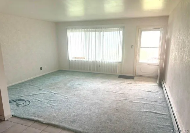 Listing Photo 4 - Condo for sale in building located at 17121 Redford St, Detroit, MI 48219 - Unit #212