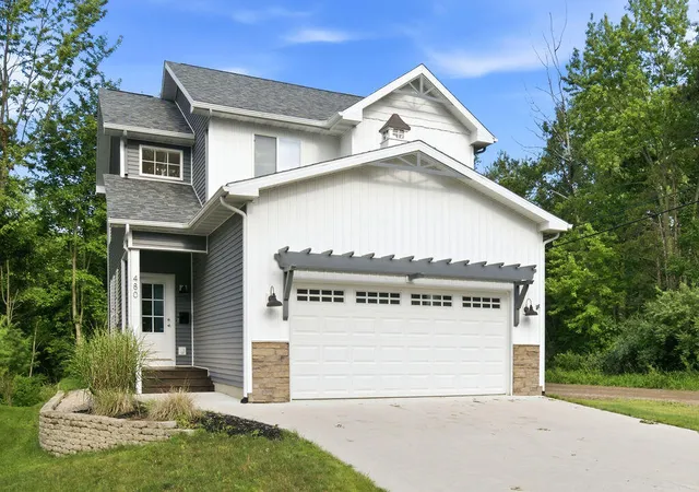 1st image of 480 Mcmullan Wy, South Haven, MI 49090 | MLS# 70544151