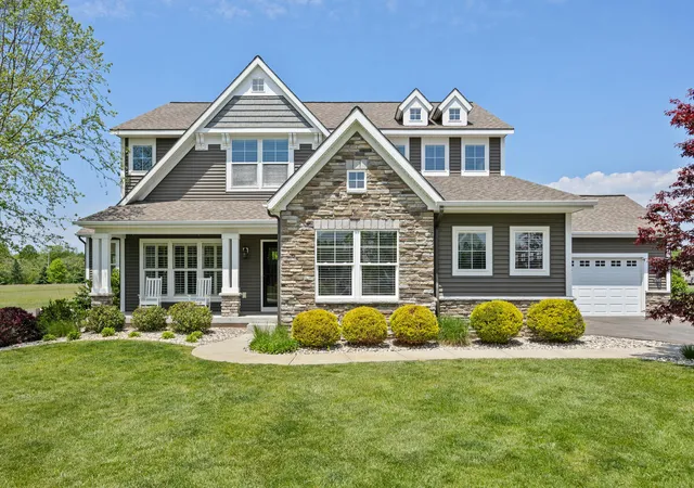 Photo 3 of Sale Pending at 5308 Settlers Grv Rd, Belmont, MI 49306 | MLS# 70535058 | Listing updated on 2026-06-13