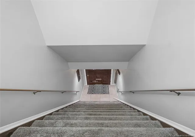 Photo 4 of Condo for sale at 17973 University Park Dr, Livonia, MI 48152 3929 | MLS# 61025562 | Listing updated on 2026-09-12
