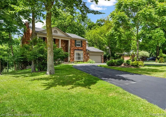 Homes for sale in Beverly Hills, MI | 32807 Red Oaks Trl, Beverly Hills, MI 48025 | MLS# 61004763
