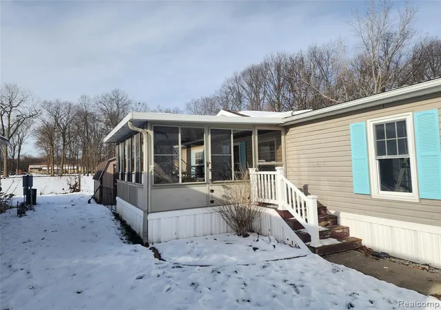 Homes for sale in Temperance, MI | 450 Glencoe, Temperance, MI 48182 1095 | MLS# 60958179