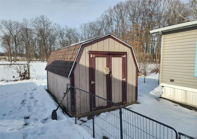 4th image of 450 Glencoe, Temperance, MI 48182 | MLS# 60958179