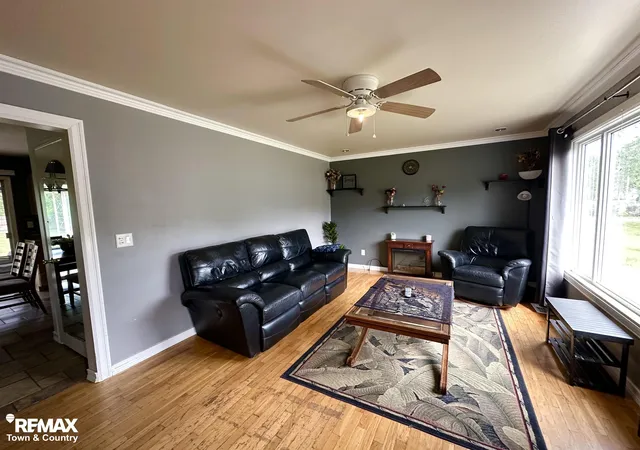2nd image of 5133 Merit Dr, Flint, MI 48506 | MLS# 50219110