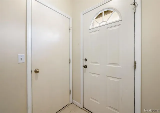 Photo 4 of Condo for sale at 3146 Primrose Ln, Ypsilanti, MI 48197 3214 | MLS# 61011720 | Listing updated on 2026-10-28