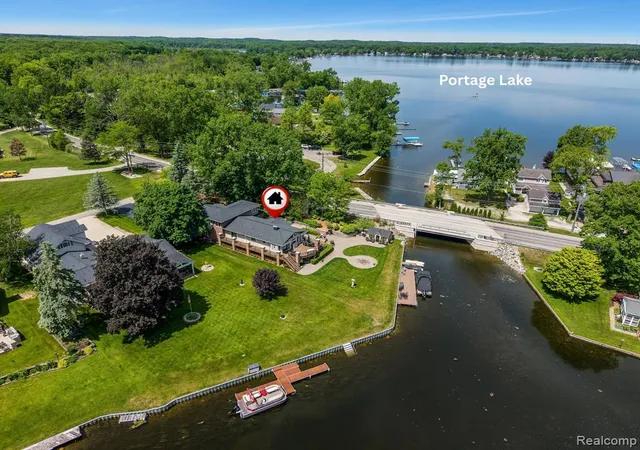 4th image of 8950 Riverview, Pinckney, MI 48169 | MLS# 60998656