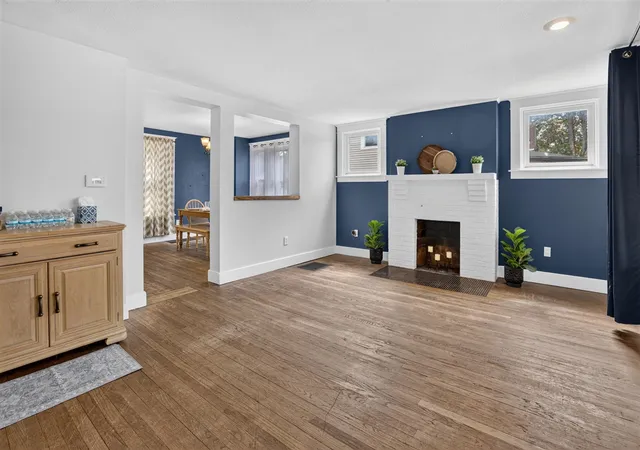 Photo 3 of Single family home for sale at 211 S Dean St, Bay City, MI 48706 | MLS# 70555271 | Listing updated on 2026-09-17