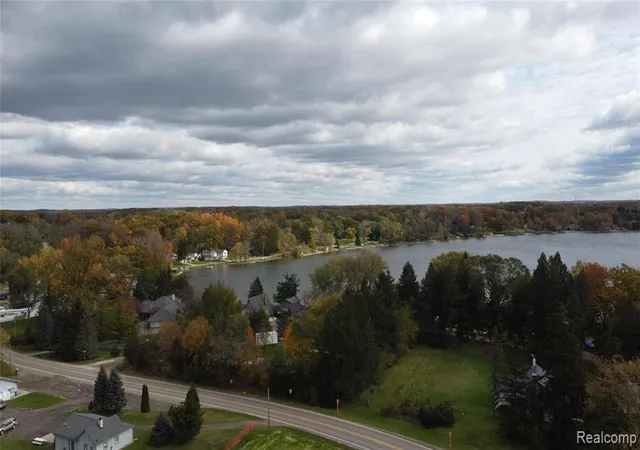 6th image of 000 Silver Lake Rd, South Lyon, MI 48178 | MLS# 60957164