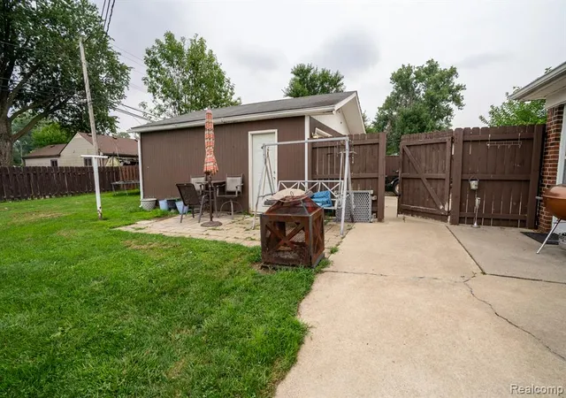 25th image of 24611 Mount Olive Dr, Flat Rock, MI 48134 | MLS# 61021230